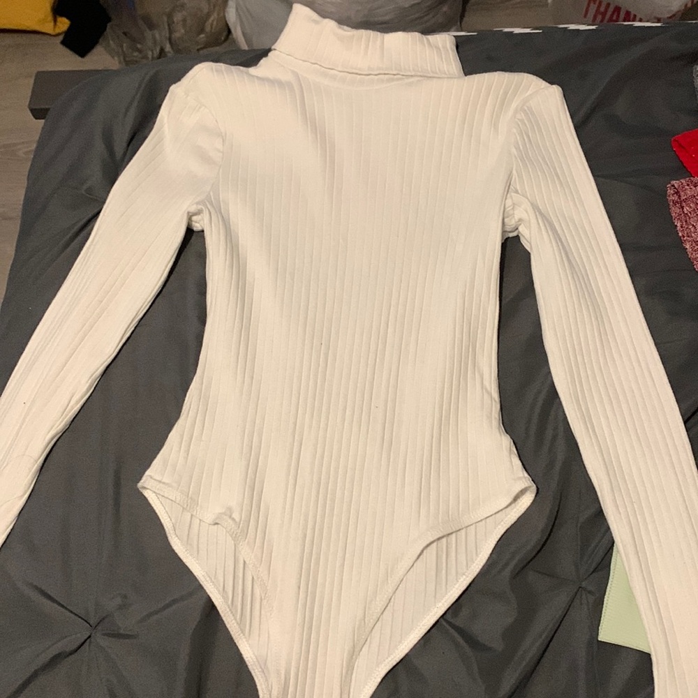 White turtle neck long sleeve